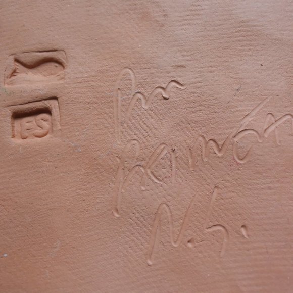 Handcrafted Signed Terracotta Pottery Pineapple Welcome Door Wall Plaque - Picture 4 of 8